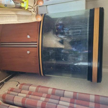 Image 1 of fish tank 250 ltr used condition