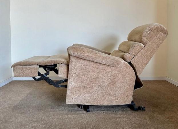 Image 11 of SHERBORNE ELECTRIC RISER RECLINER MOBILITY CHAIR CAN DELIVER