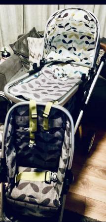 Image 3 of Cosatto travel system giggle 3 seedling