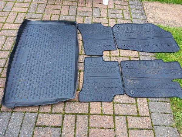 Image 3 of Volkswagen Polo Mk.5 2009-2017 Mats and Boot Mat