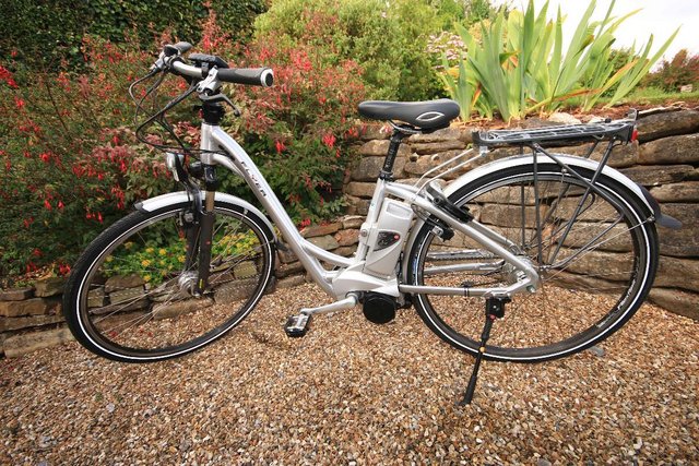 SWISS FLYER E BIKE IMMACULATE CONDITION - £495 ovno