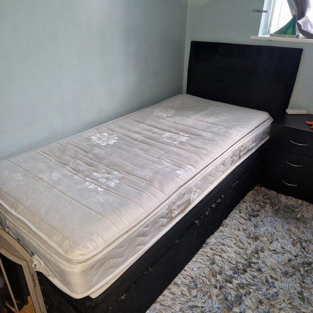 Preview of the first image of Single Ottoman Storage Divan Bed.
