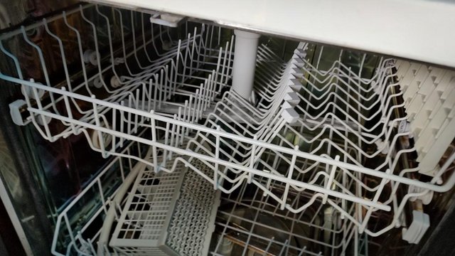 Image 2 of Bosh 12 place dishwasher