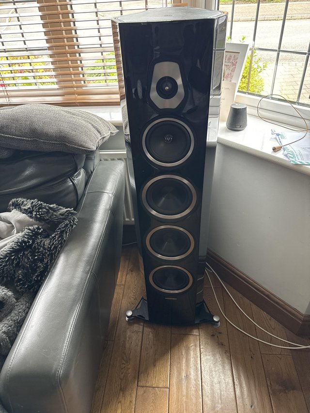 Preview of the first image of Full Naim hi fi system including speakers.