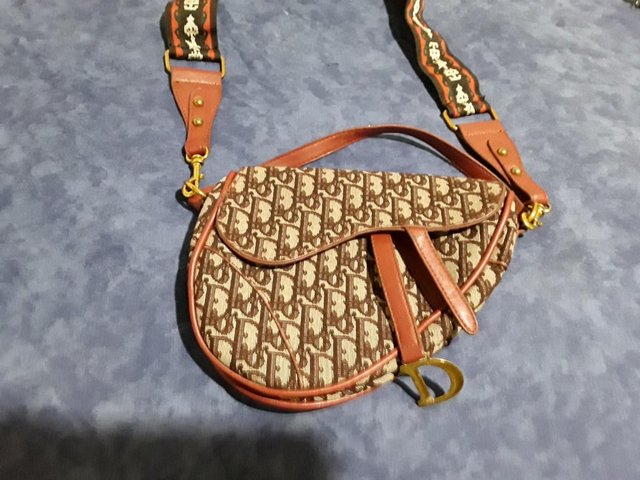 SADDLEBAG SHAPED HANDBAG BUY WITH MATCHING BUCKET HAT TOO!