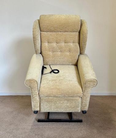 Image 5 of LUXURY ELECTRIC RISER RECLINER STRAW CHAIR MASSAGE DELIVERY