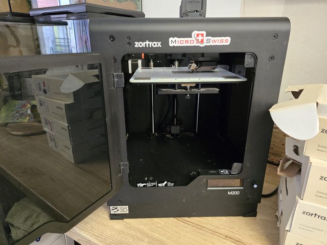 Preview of the first image of Zortrax m200 3d printer and 5 filaments.