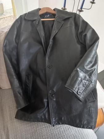 Image 2 of Men's leather jacket in black by Gap large 44
