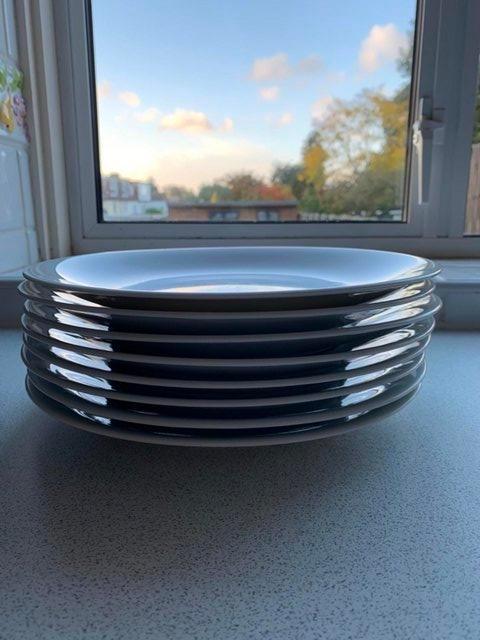 Preview of the first image of Large White French Dinner Plates.
