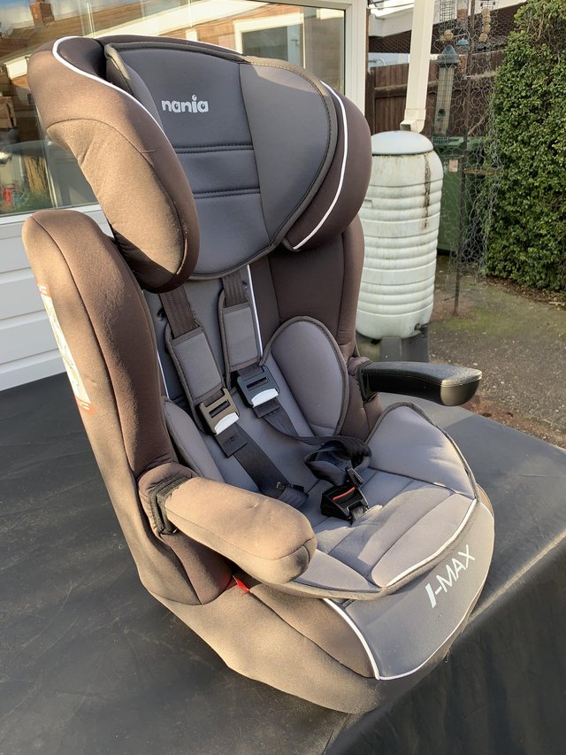 Preview of the first image of For Sale Child’s Car Seat.