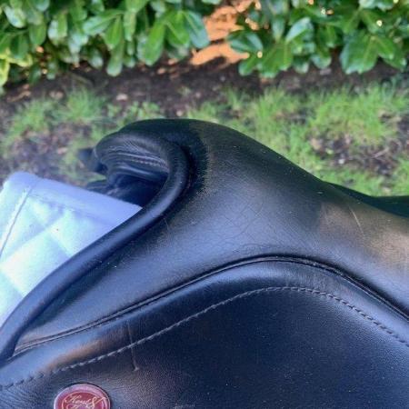Image 5 of Kent and Masters 17.5 inch gp saddle