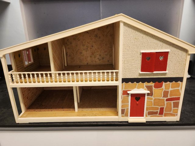 Preview of the first image of Vintage Lundby Caroline's Doll's House.