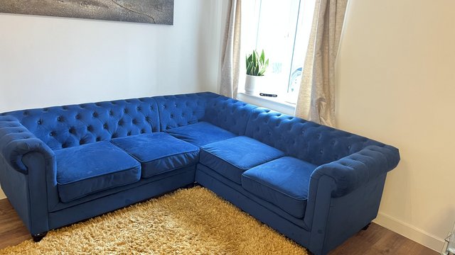 Image 3 of Chesterfield Corner sofa