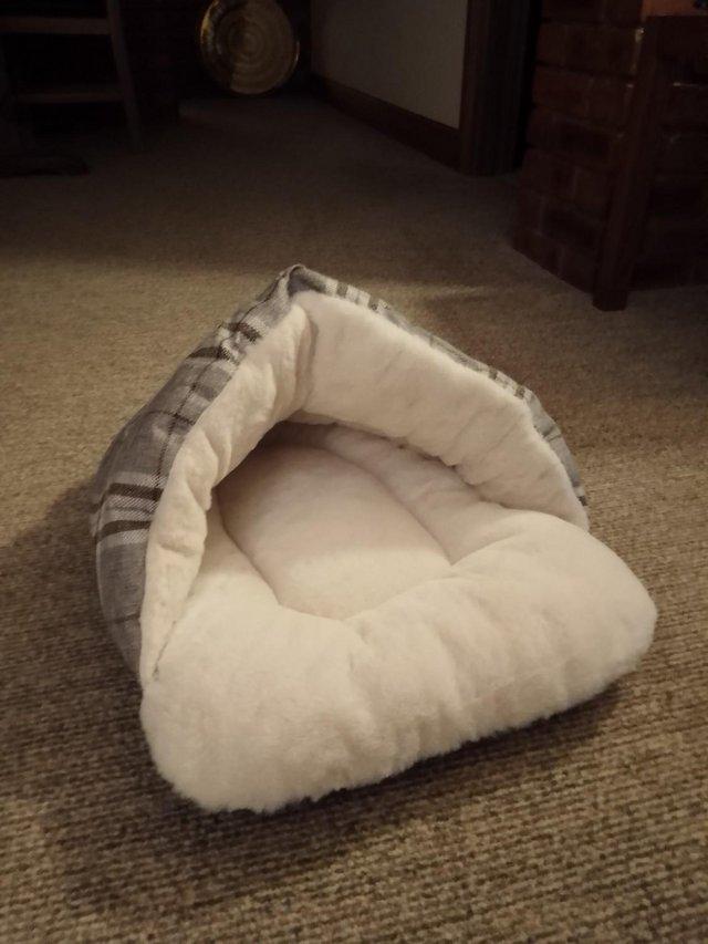 Preview of the first image of Very Cosy Small Pet Bed Never Used.