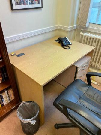 Image 1 of Neutral wood office desk/table computer task desk