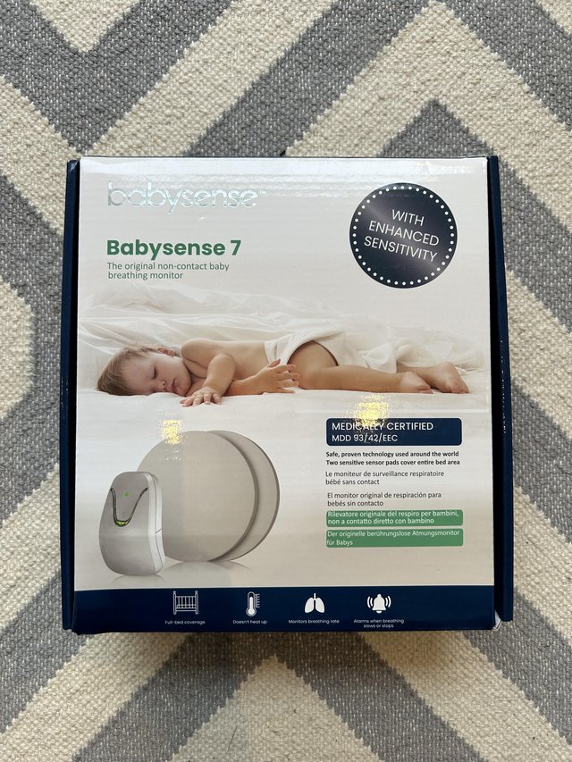 Preview of the first image of Babysense 7 baby breathing monitor.