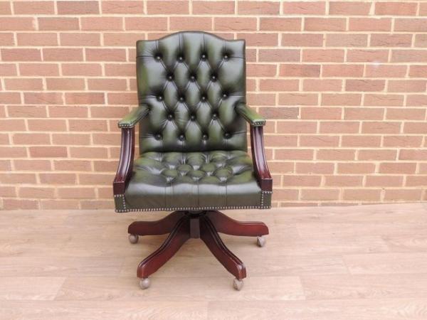 Image 1 of Gainsborough Chair on Shepherd Castors (UK Delivery)