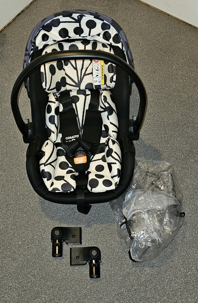 Preview of the first image of Cosatto carseat RAC PORT I-SIZE lunaria.