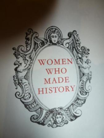 Image 2 of Women who made history  - 5 hardback books