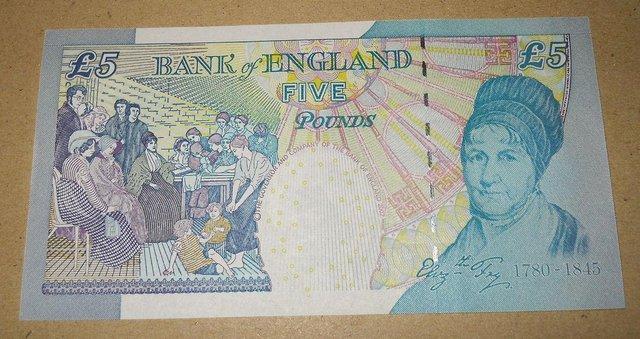 Image 3 of Mint Uncirc. Rare UK 5 Pound Note. Elizabeth Fry, Lowther