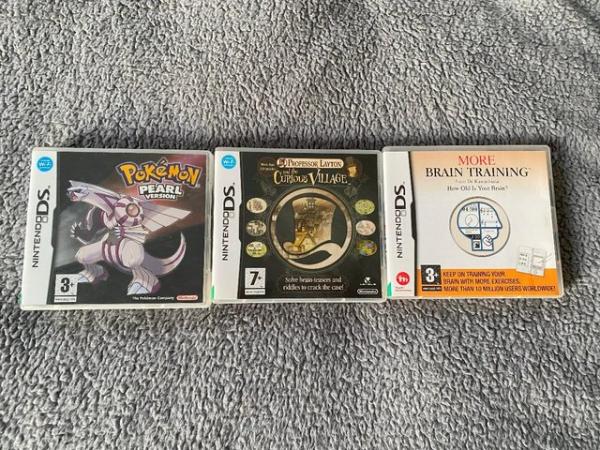 Image 1 of Pokemon Pearl and Other Nintendo DS Games Bundle [EUR]