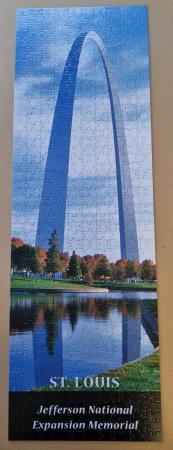 Image 3 of 500+ piece jigsaw called ST.LOUIS, JEFFERSON NATIONAL MEMORI