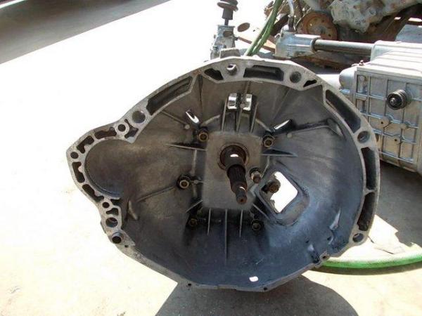 Image 3 of Gearbox for Fiat Dino 2400 Coupè and Spider