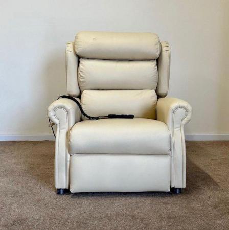 Image 3 of ELECTRIC RISER RECLINER DUAL MOTOR CHAIR LEATHER CAN DELIVER