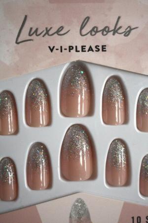 Image 3 of Elegant Touch False Nails Glue VIPlease