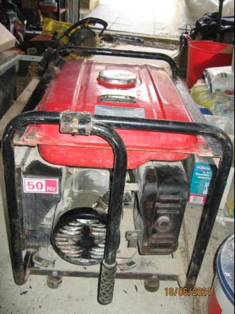 Image 2 of Electric start generator