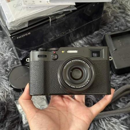 Image 2 of Fuji camera 26.1 Megapixel Compact Camera, Black,best photog