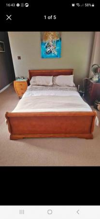 Image 1 of Solid wooden Oak sleigh double bed frame