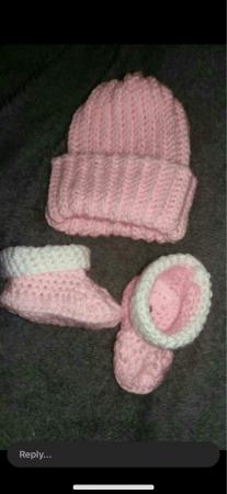 Image 1 of Stunning sets and beanies