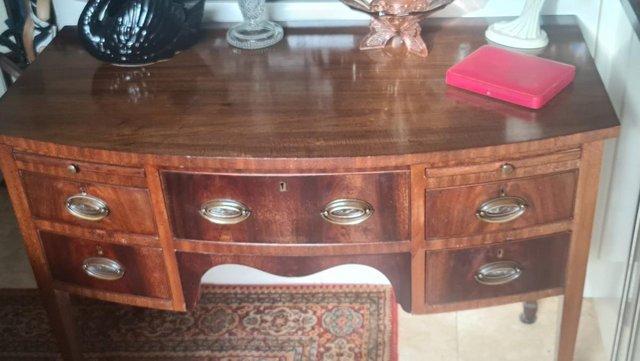 Image 11 of Antique Georgian Mahogany Desk/Sideboard with 5 Drawers