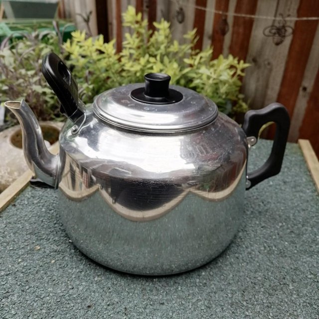 Preview of the first image of Pendeford Catering Teapot 4.5L.