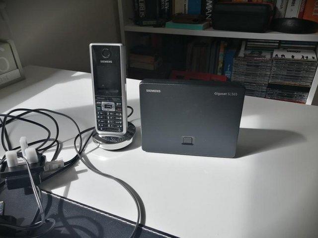Preview of the first image of Siemens Gigaset SL565 Cordless Telephone and Base Station.
