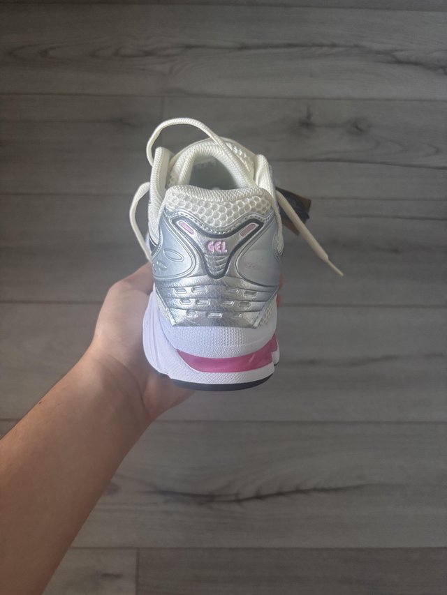 Asics gel kayano 14 pink foam — photo 3 of 3