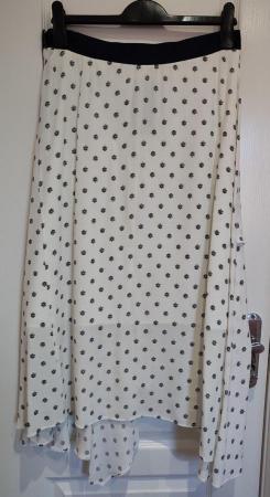 Image 4 of New with tags Marks and Spencer Soft White Skirt Size 12 Reg