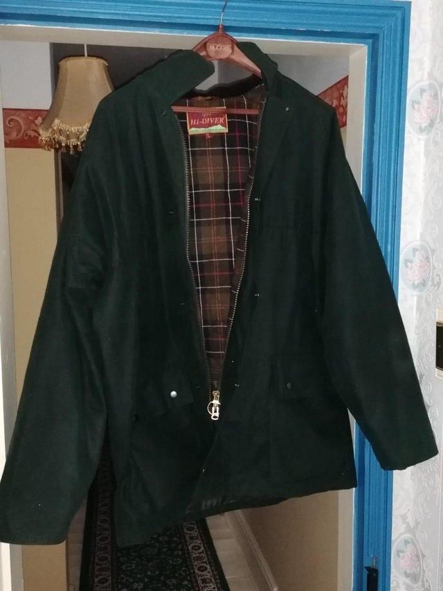 Preview of the first image of MENS GREEN WAX COTTON JACKET UNWANTED GIFT.