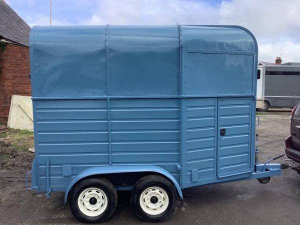 Image 11 of Horse trailer brand new conversion catering gin bar