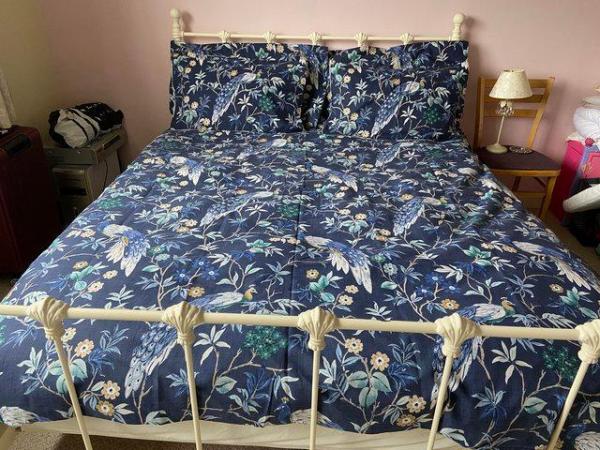 Image 2 of Dunelm Peacock Blue king size quilt cover set