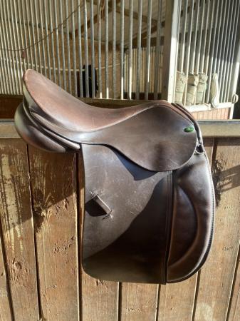 Image 1 of 16” wide Silhouette Working hunter saddle