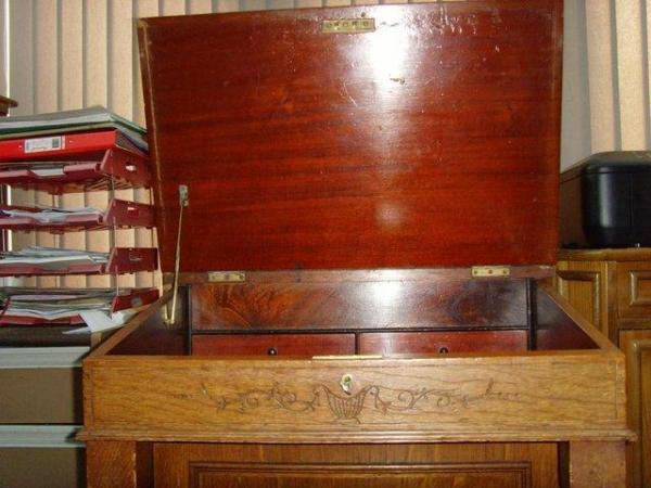 Image 5 of Antique solid Oak Victorian Davenport desk