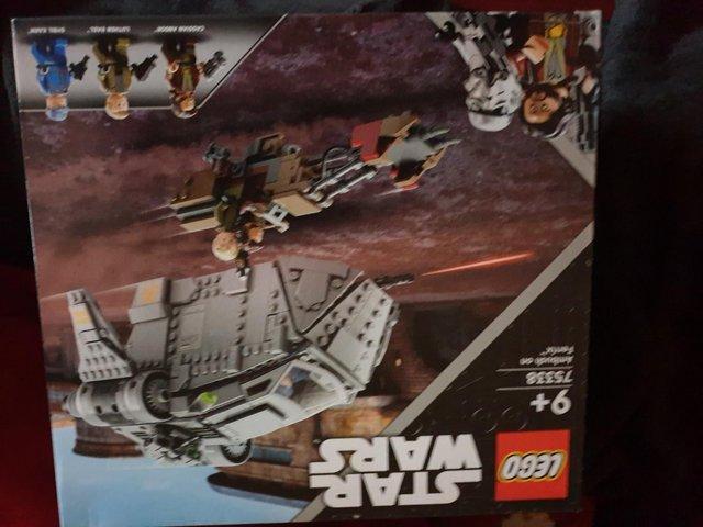 Preview of the first image of Lego Star Wars 75338 Ambush on Ferrix.
