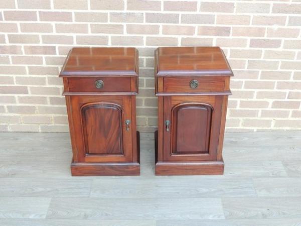 Image 6 of Pair of Mahogany Tall Bedside Cabinets (UK Delivery)