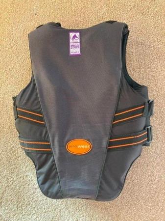 Image 3 of Airowear Outlyne Ladies Equestrian Body Protector