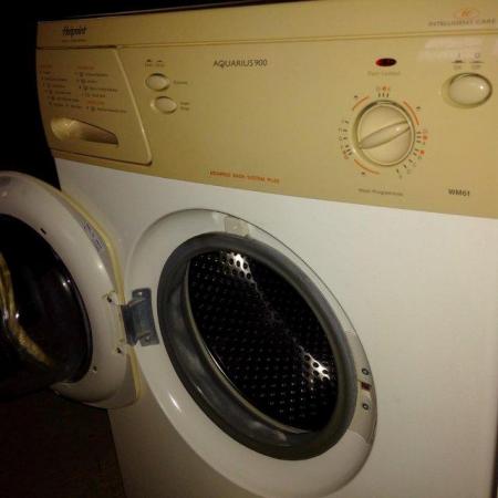 Image 1 of Hotpoint Washing Machine WM61 collect PE32 2LR
