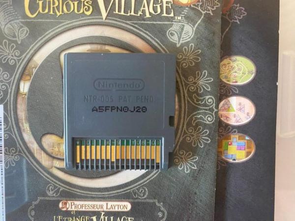 Image 3 of Nintendo DS Professor Layton and the Curious Village [EUR]