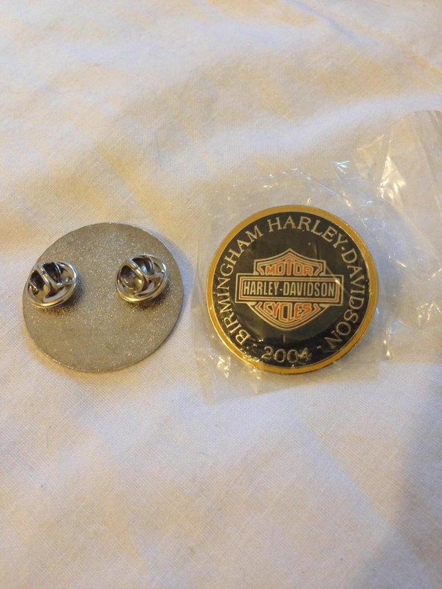 Preview of the first image of HARLEY DAVIDSON 2004 BADGE SEE PHOTO.