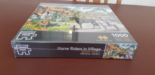 Image 2 of 1000 piece jigsaw puzzle "Horse Riders in Village "